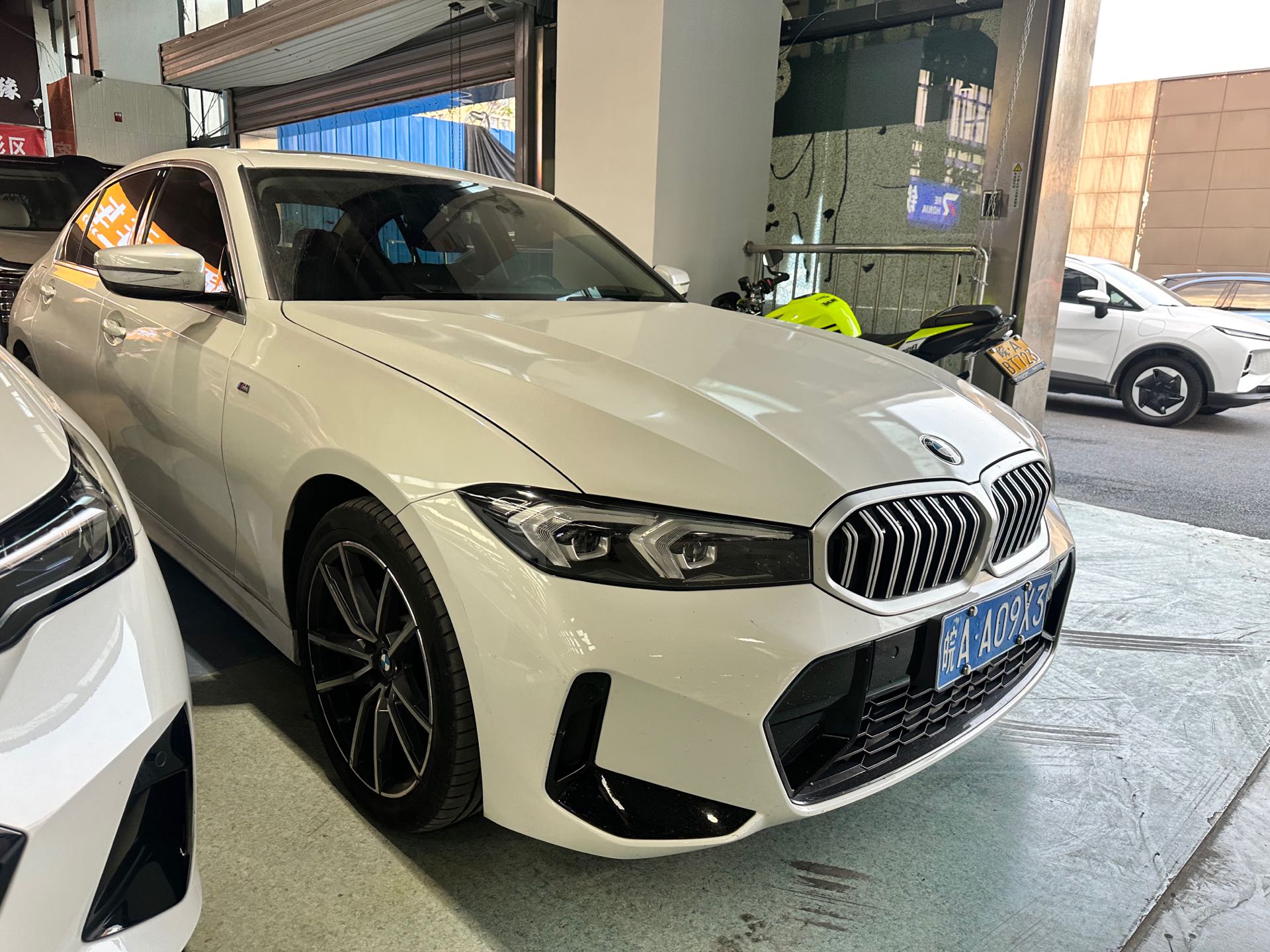 BMW 3 Series 2023 320Li 2.0T M Sport Package