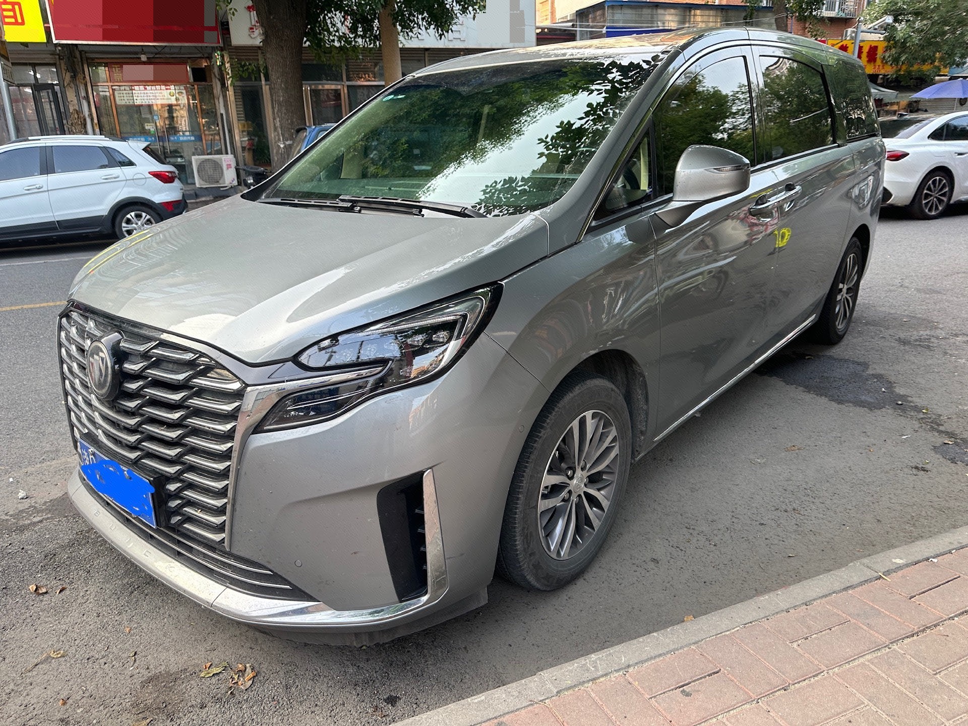 Buick GL8 2023  ES Luxury 48V 2.0T 653T Premium
