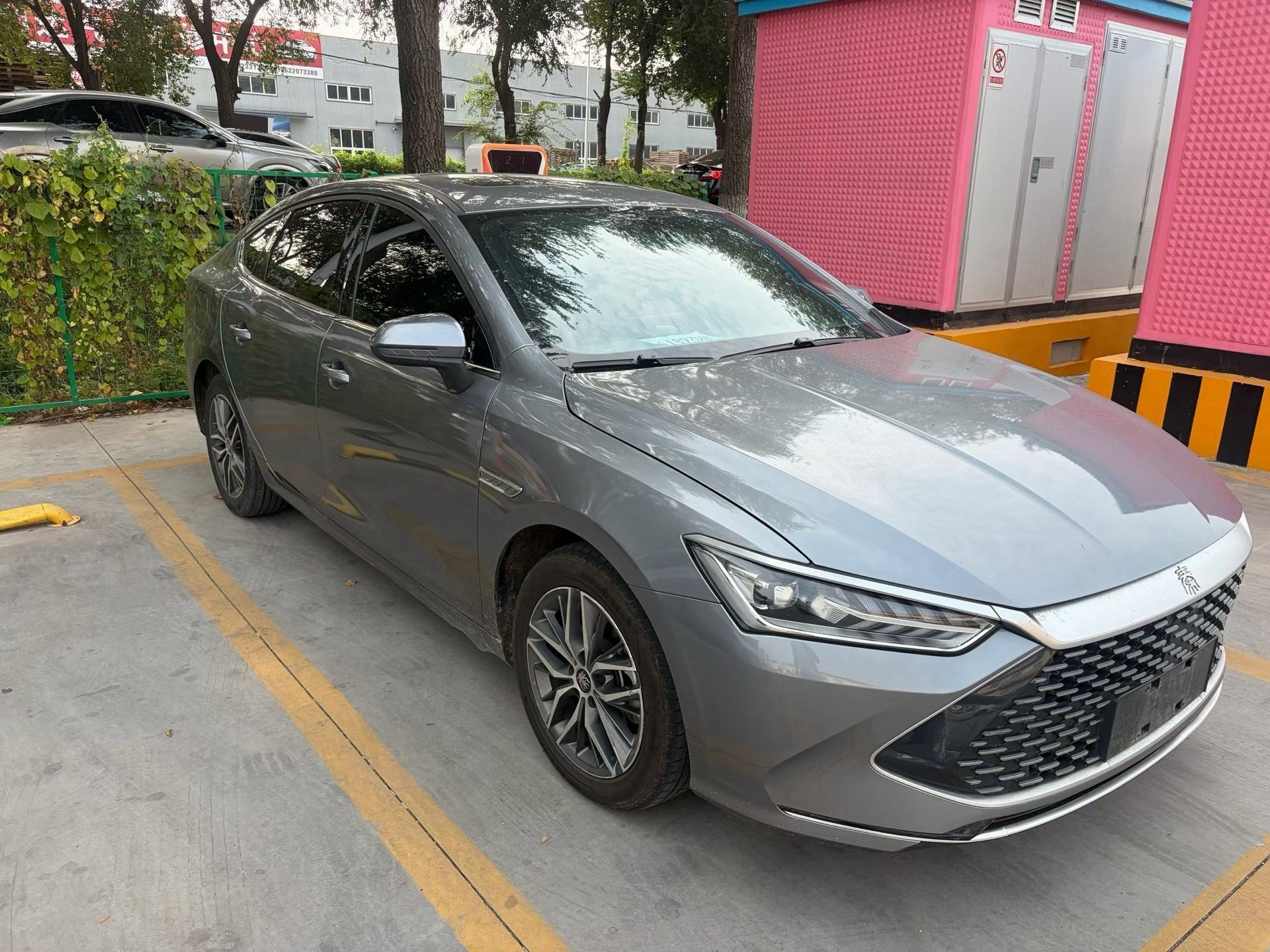 BYD Qin PLUS 2021 DM-i 1.5 CVT Premium 120KM