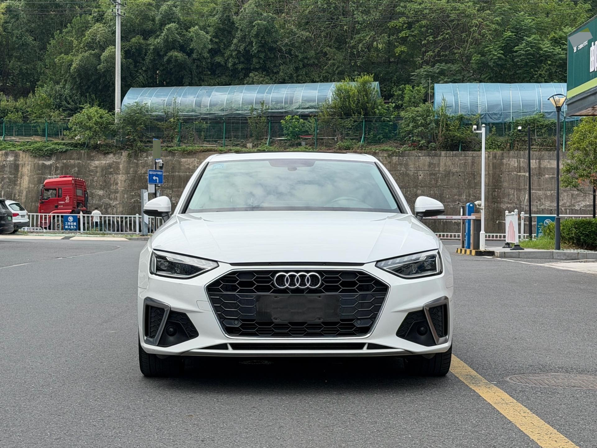 Audi A4L 2020  2.0TFSI 40TFSI Fashion Dynamic