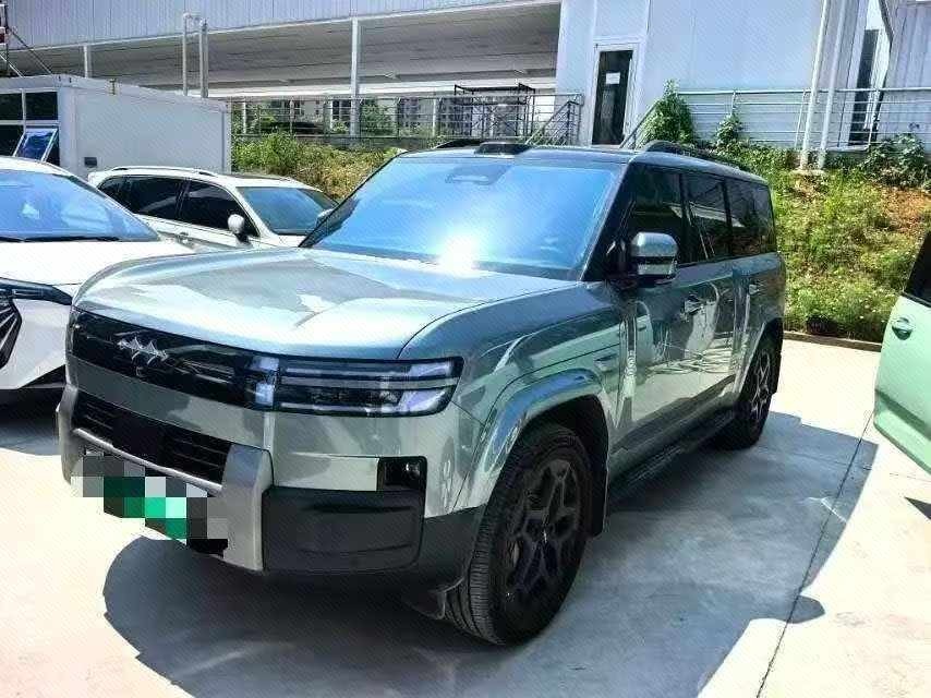 FANGCHENGBAO Titanium 7 2025 1.5T CVT 190KM 4WD Ultra Edition