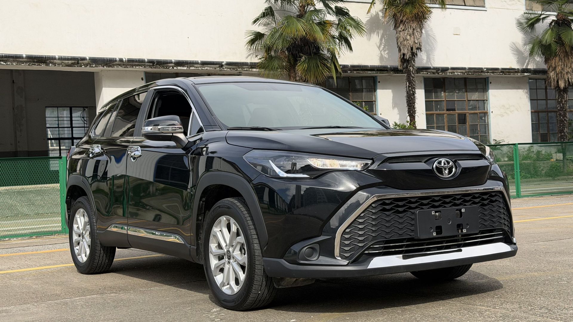 Toyota Frontlander 2023 Toyota  2.0 CVT Elite Edition