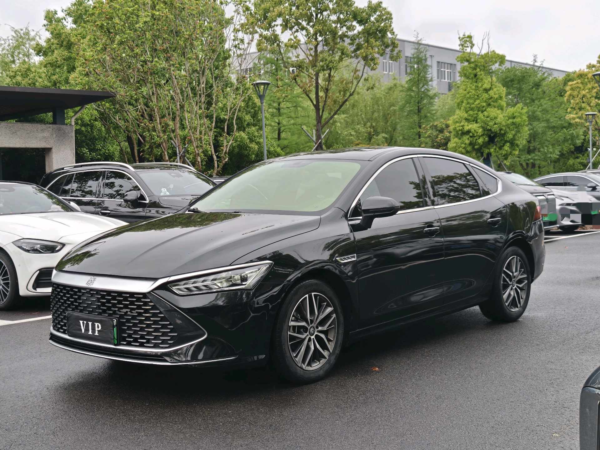 BYD Qin PLUS 2021  DM-i 1.5 CVT Flagship 55KM