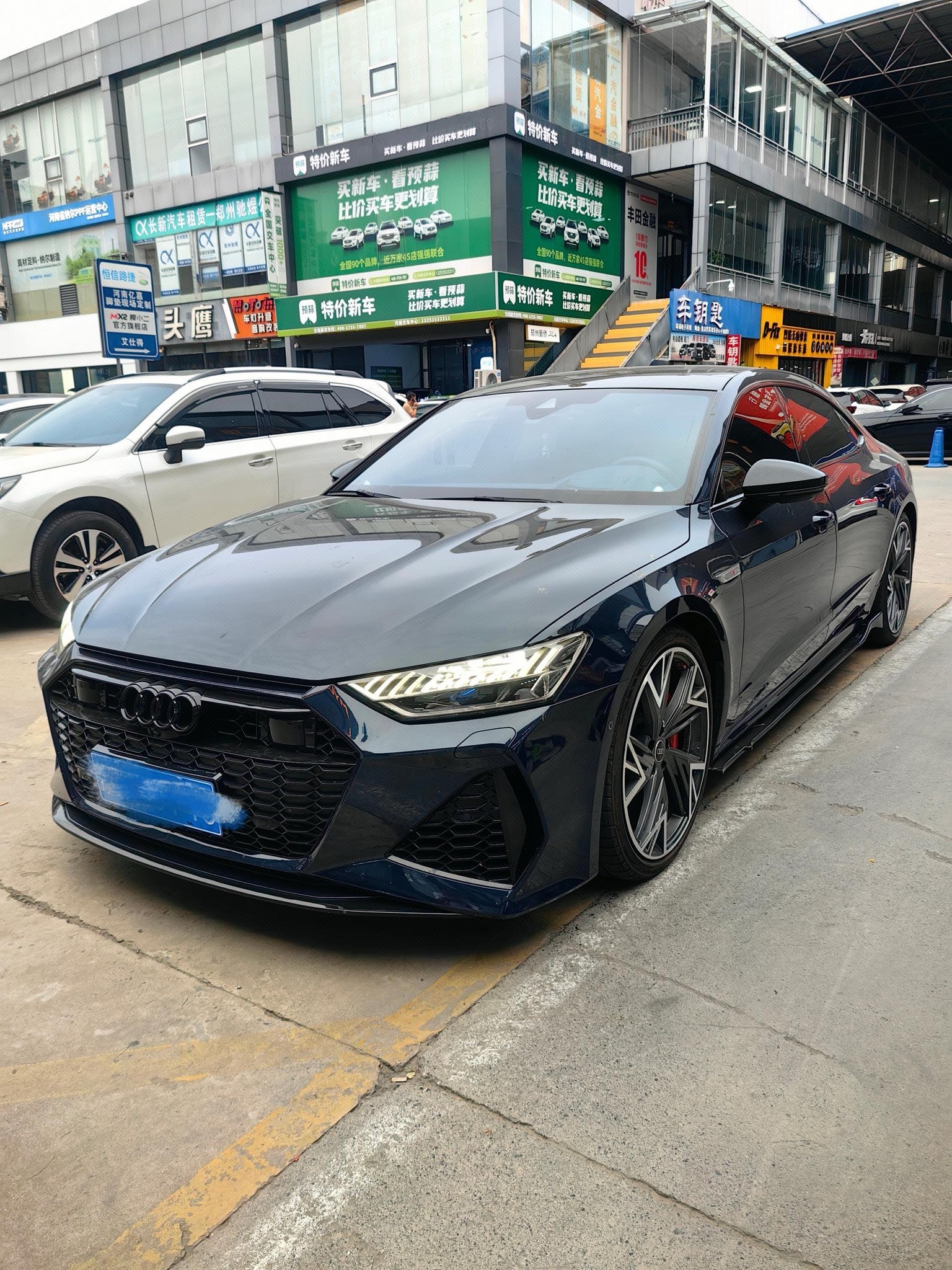 Audi A7L 2022 48V 3.0TFSI 55TFSI Quattro S-line edition one pioneer edition