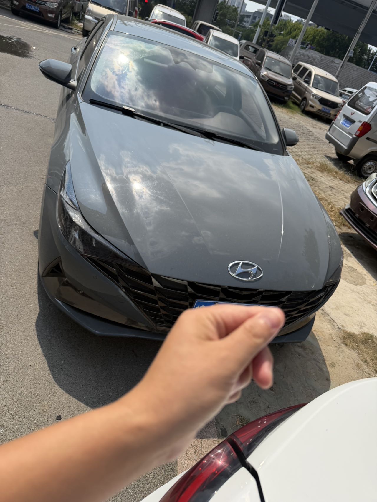 Hyundai Elantra 2021 Hyundai Sedan 1.5 CVT LUX Premium Edition