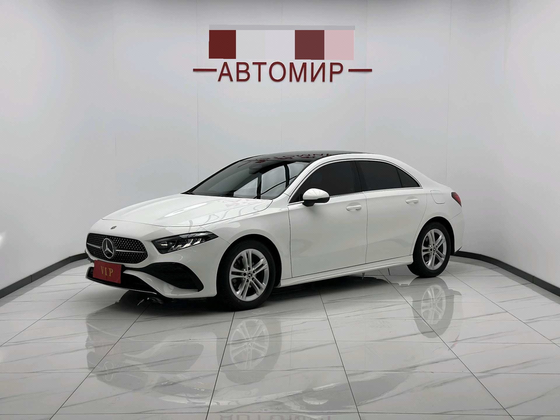 Mercedes-Benz A-Class 2023 A 180 L 1.3T