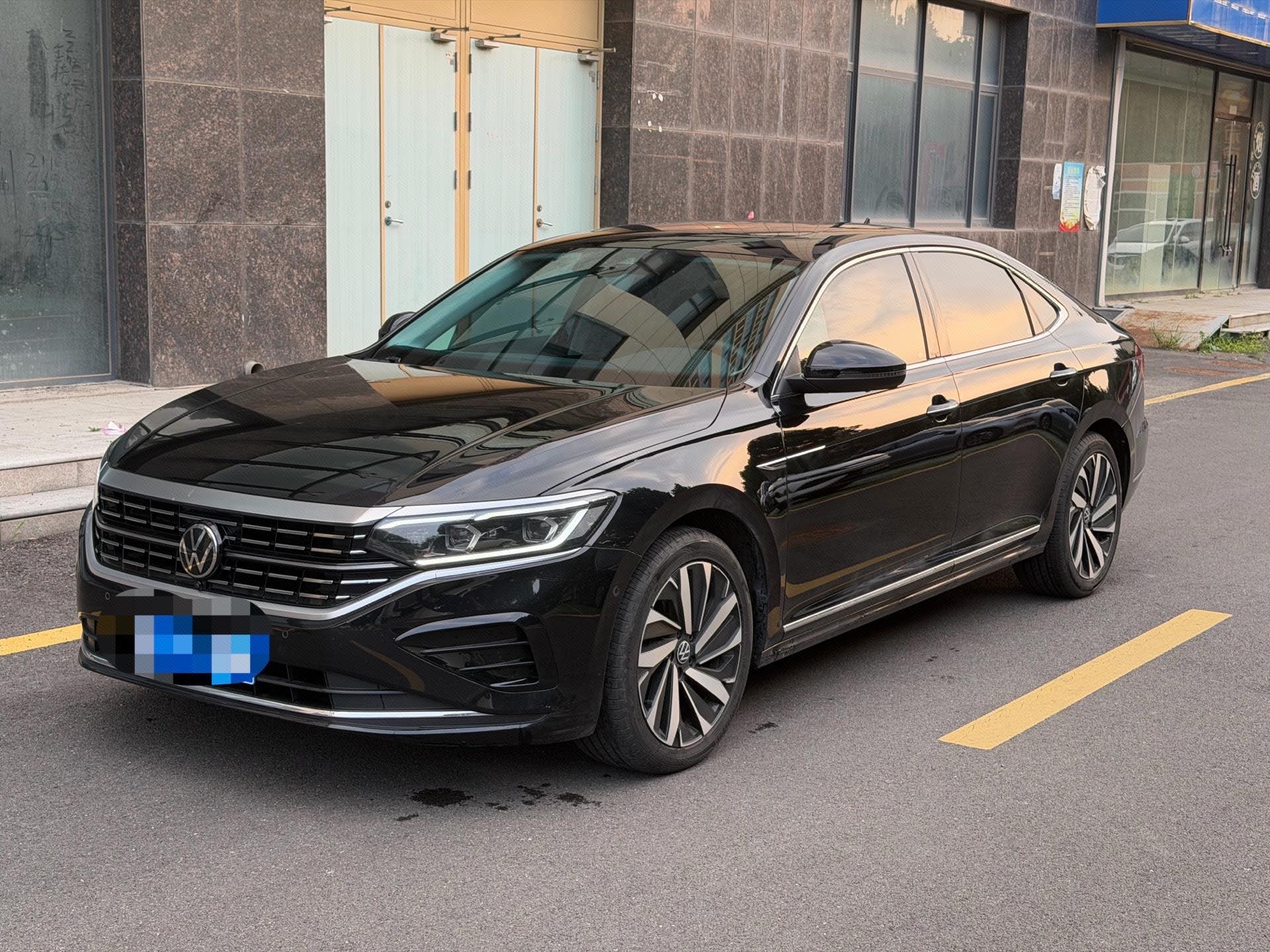 Volkswagen Passat 2024 Volkswagen  2.0TSI 380TSI Longyao Edition