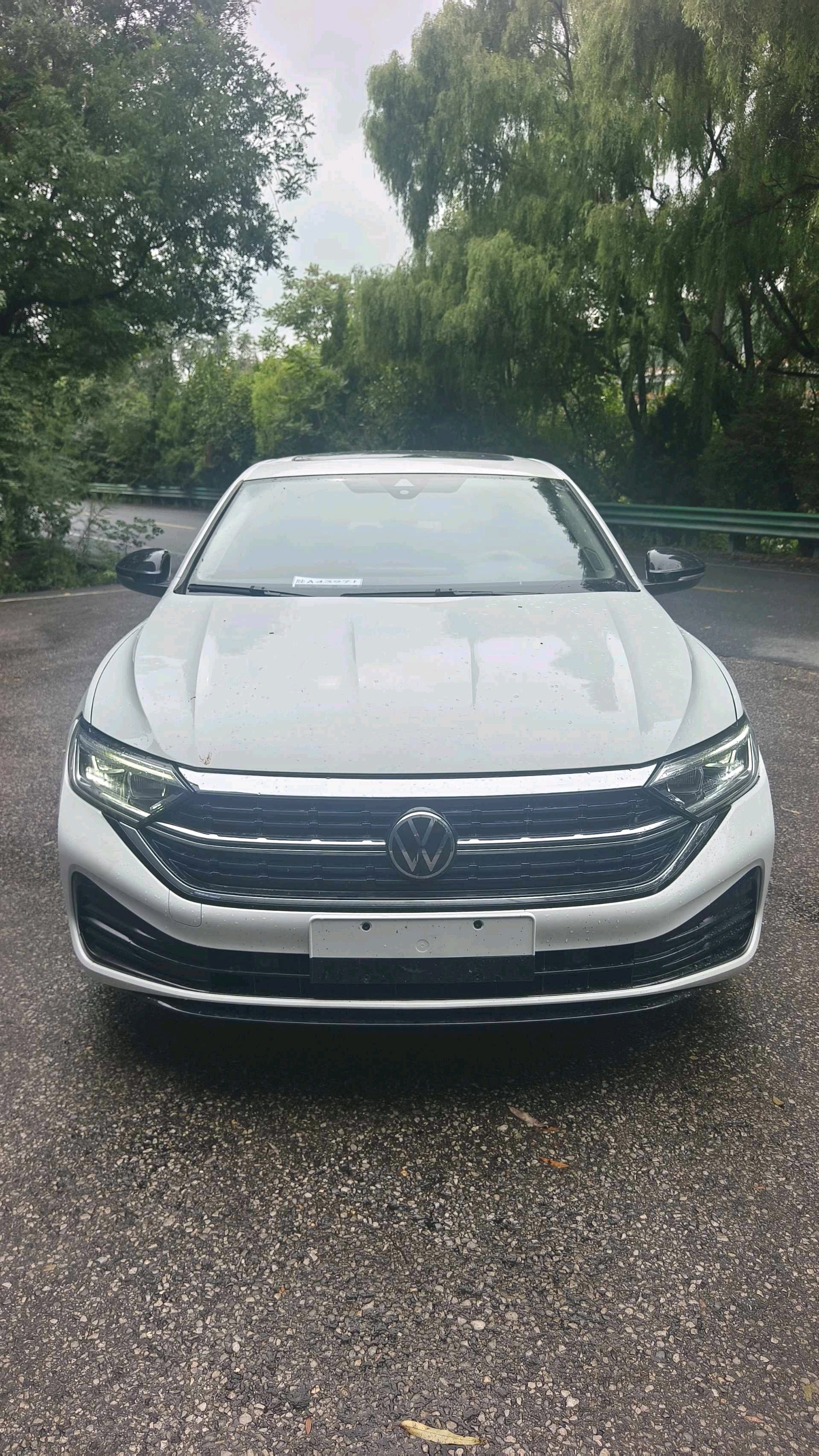 Volkswagen Sagitar 2023 Volkswagen  1.5TSI 300TSI Beyond Edition