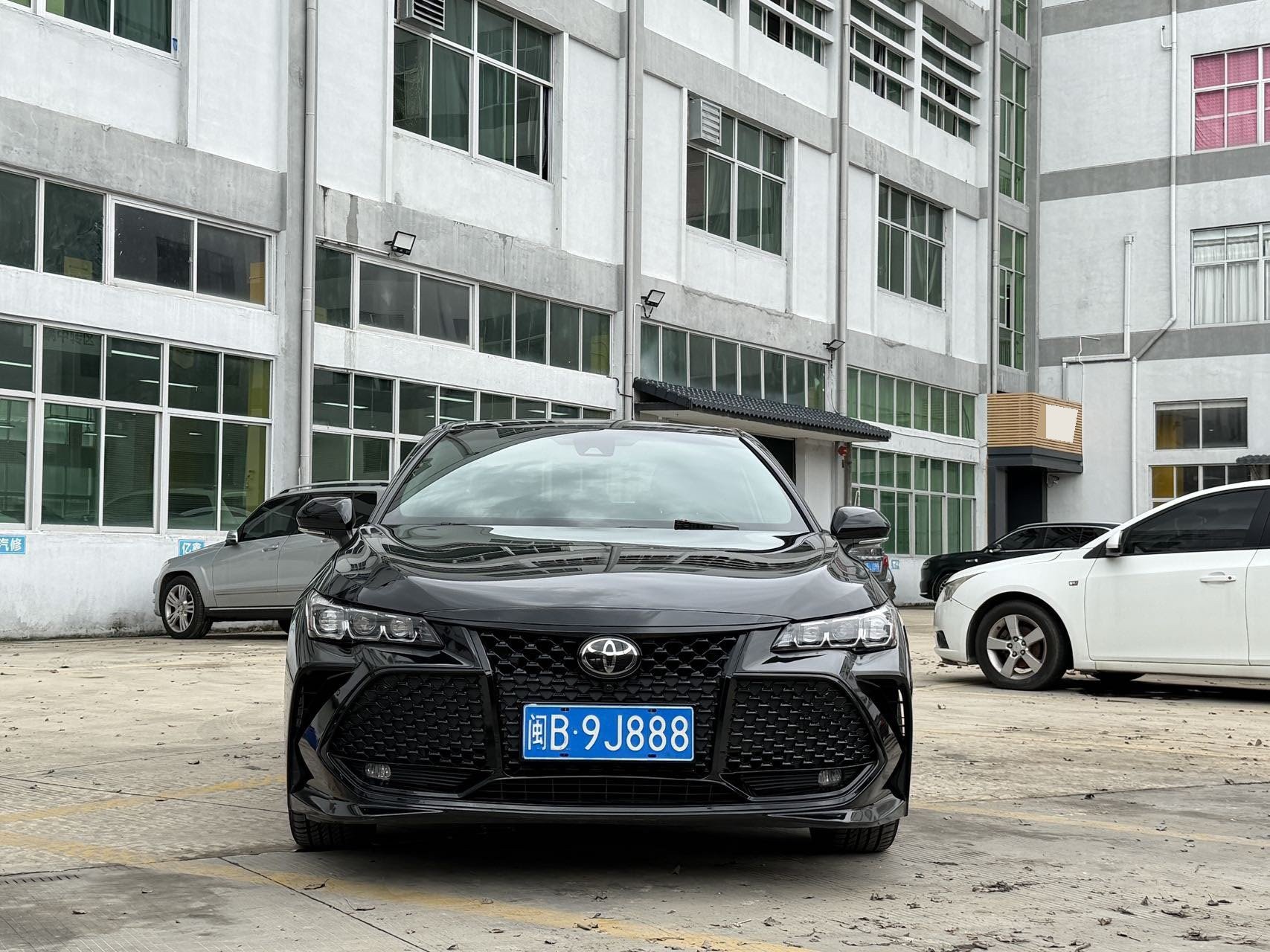 Toyota Avalon 2019 Toyota 2.0 CVT Base Edition