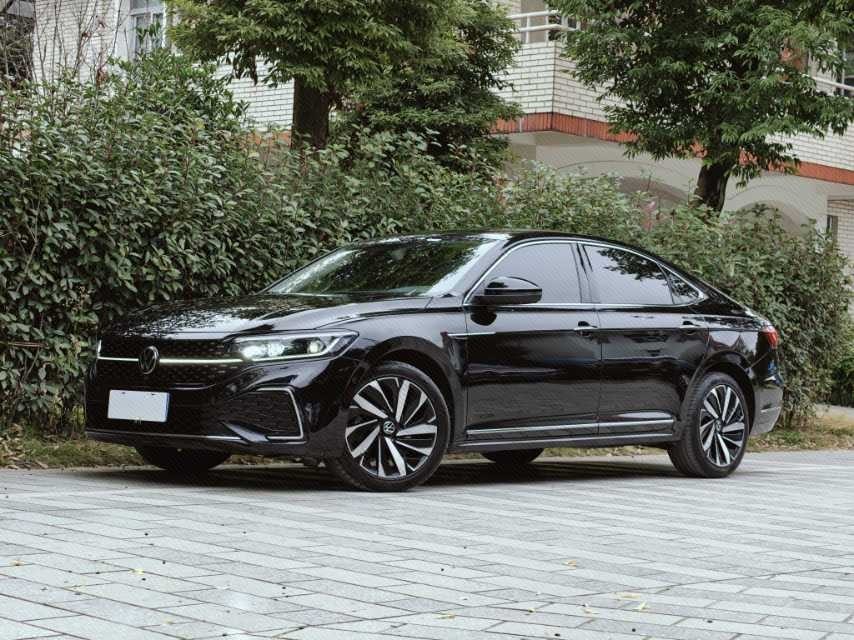 Volkswagen Passat 2022 Volkswagen 2.0TSI 330TSI Premium Edition