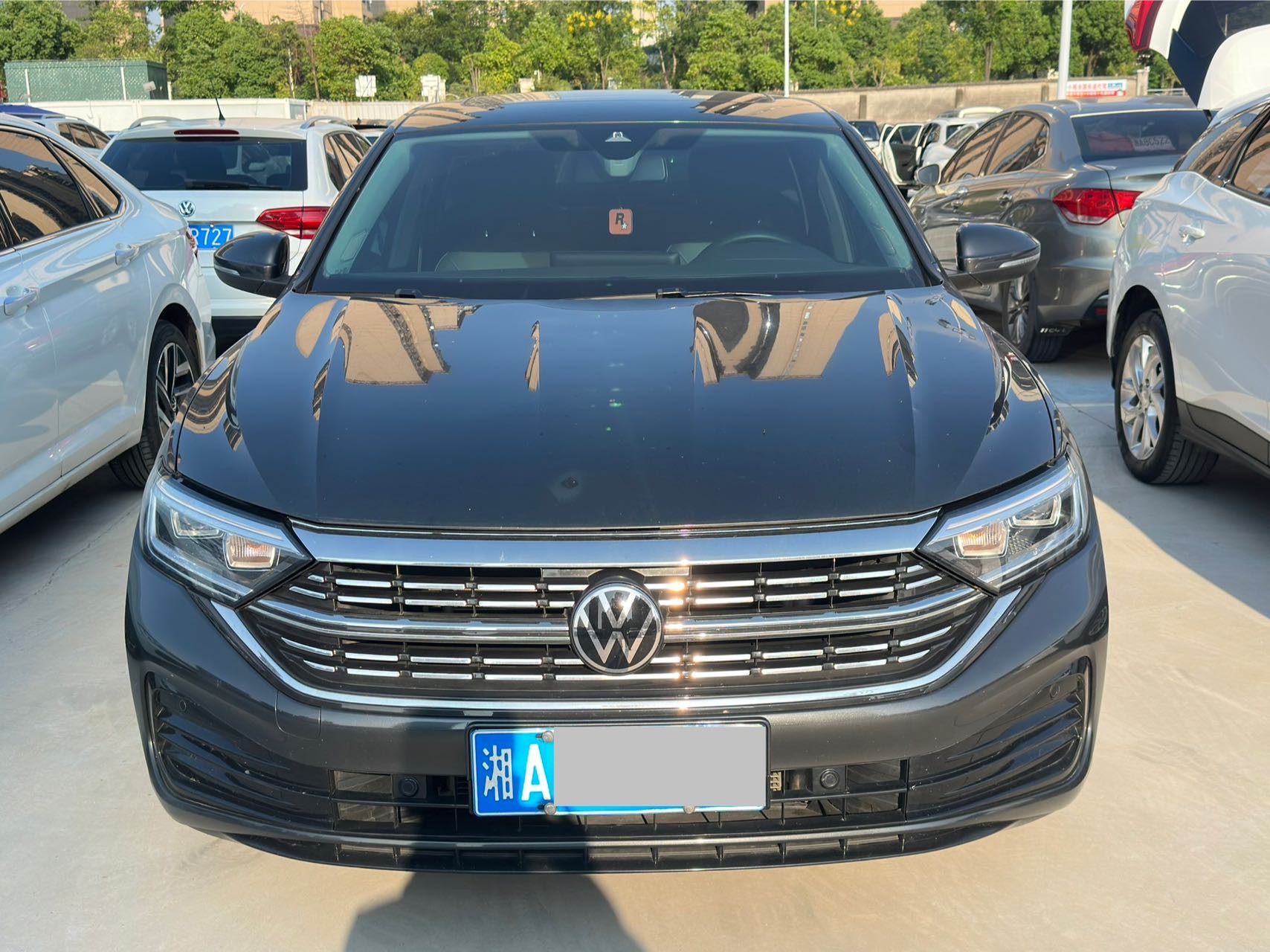 Volkswagen Sagitar 2024 Volkswagen  1.5TSI 300TSI Beyond Edition