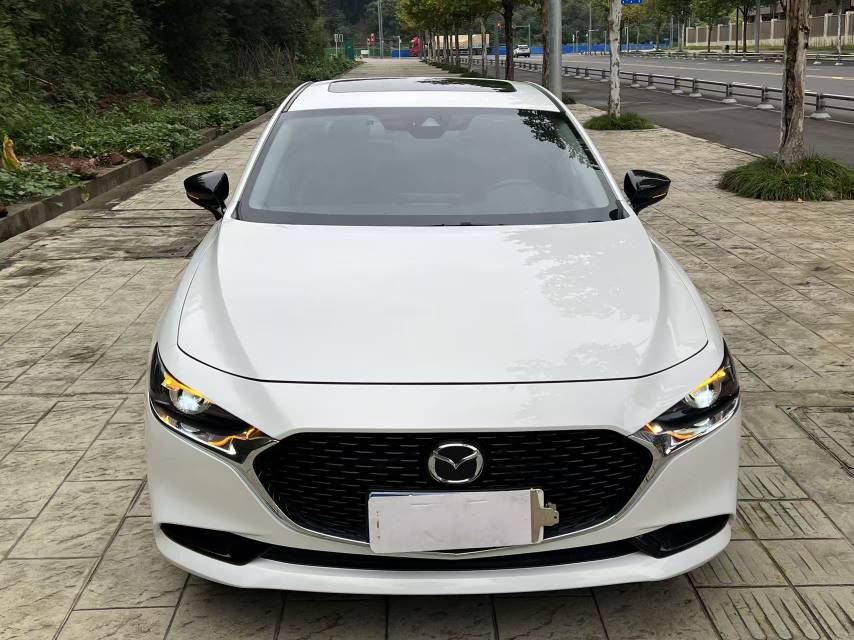 Mazda 3 Axela 2023 Mazda 3 Axela Sedan 2.0 Premium Edition