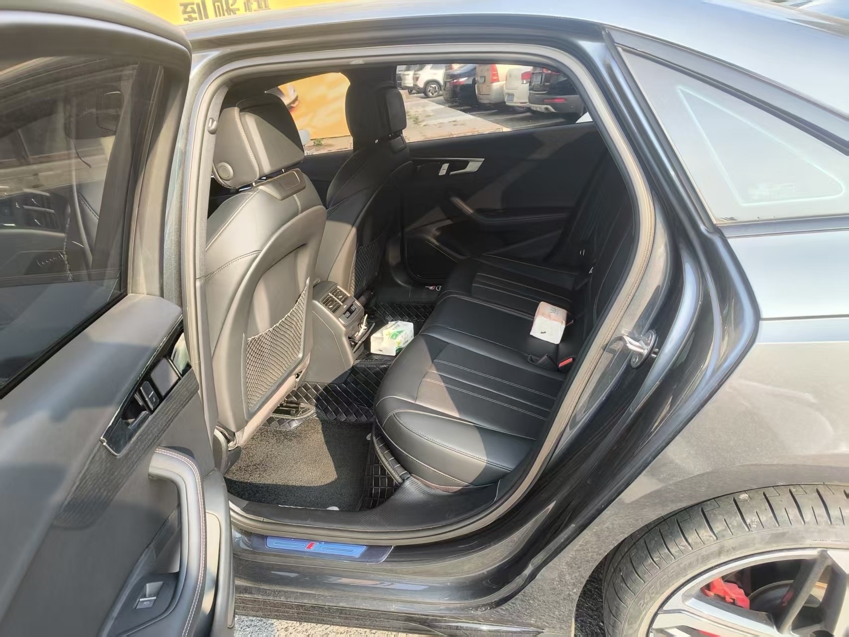 Audi A4L 2024 2.0TFSI 40TFSI Luxury Sport