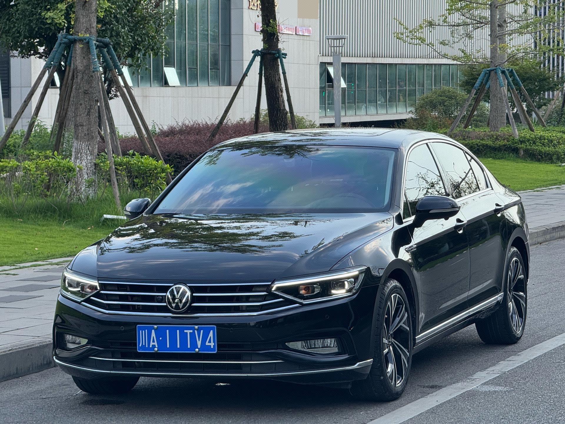 Volkswagen Magotan 2021 Volkswagen  2.0TSI 330TSI 30th Anniversary Edition