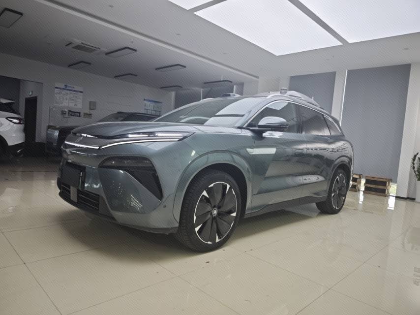 BYD Tang 2025  L DM 1.5T CVT 175KM Drone Player Edition