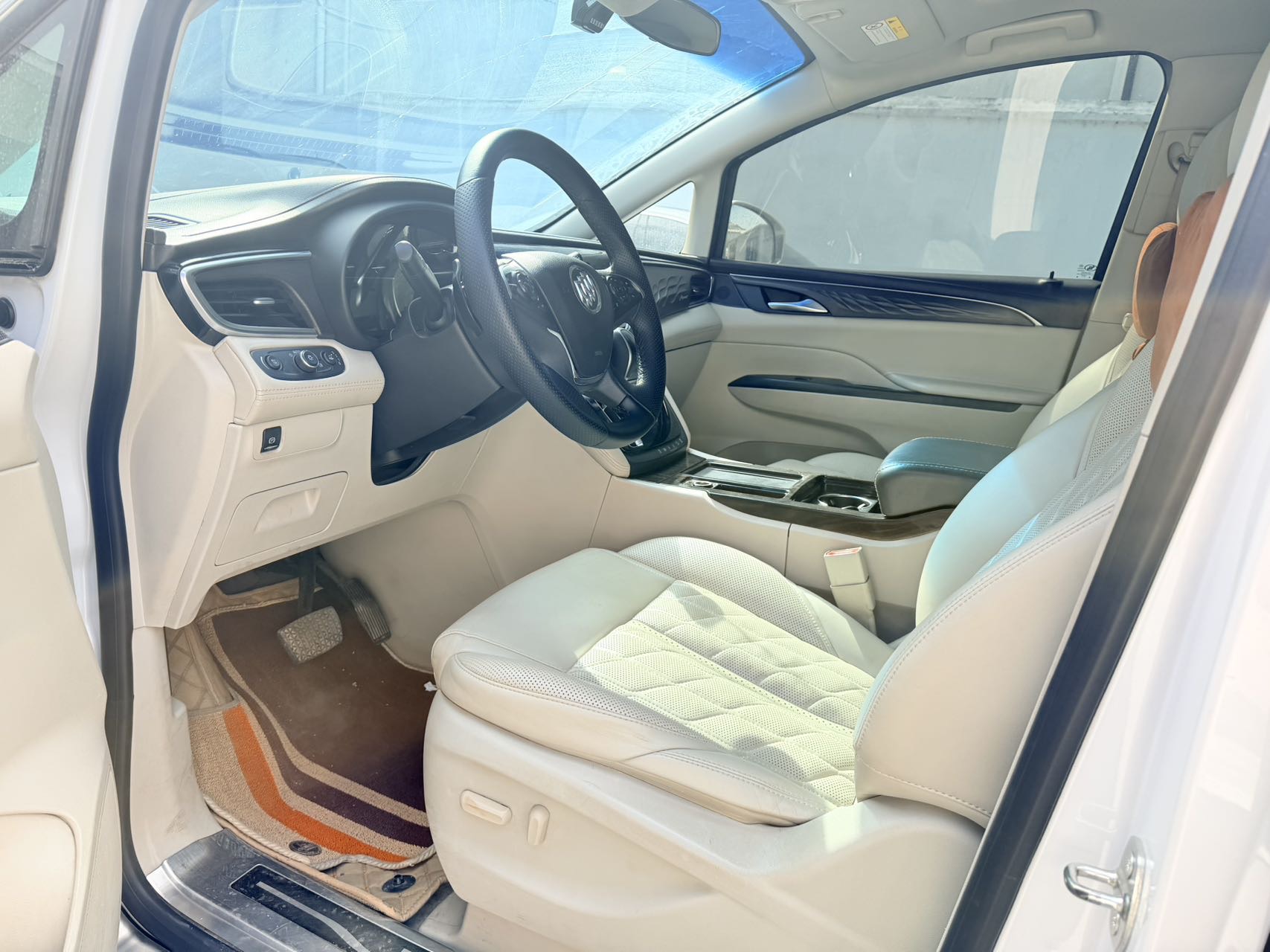 Buick GL8 2018 ES Luxury Business MPV 2.0T 28T Comfort