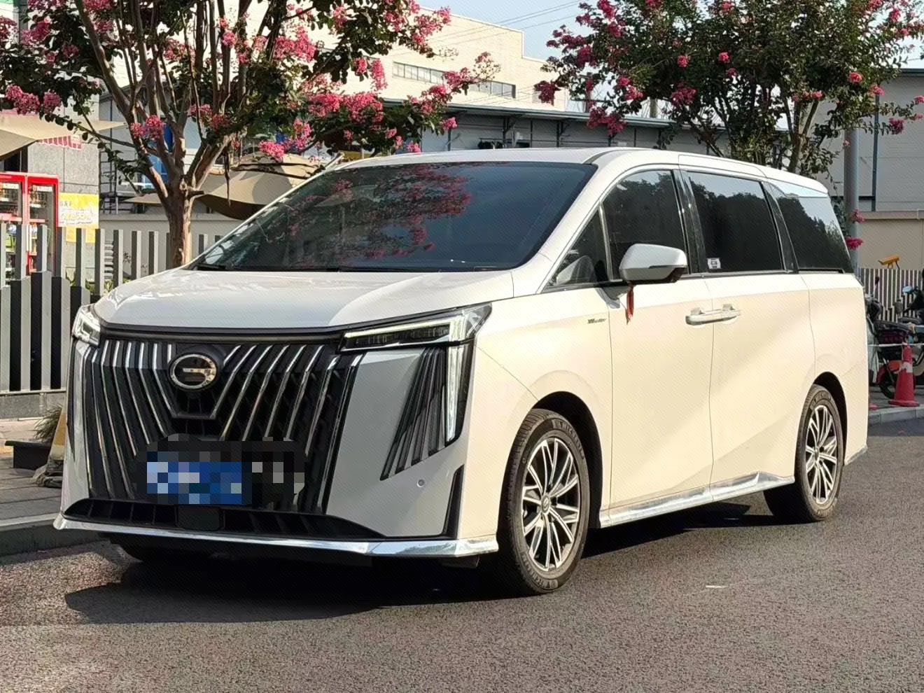 GAC Group Trumpchi M8 2024 M8 Dual Hybrid 2.0T Master Series Super Hybrid Edition
