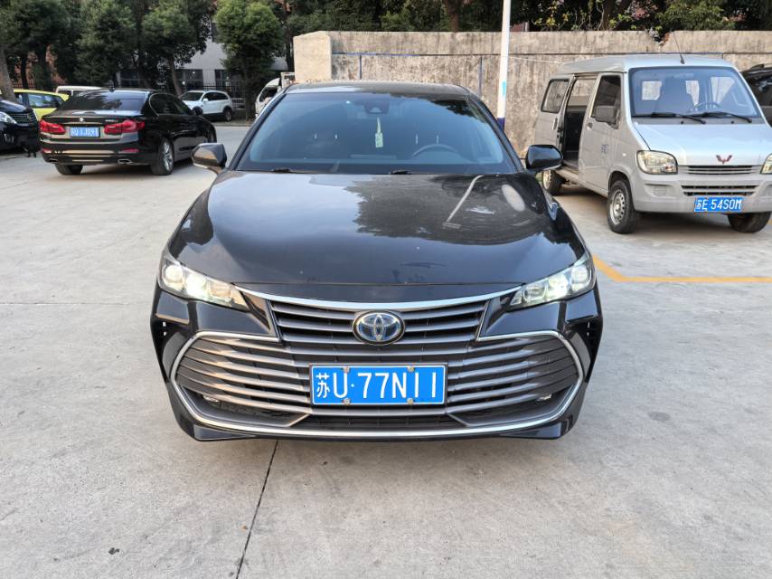 Toyota Avalon 2019 Toyota  Hybrid 2.5L CVT Luxury Edition