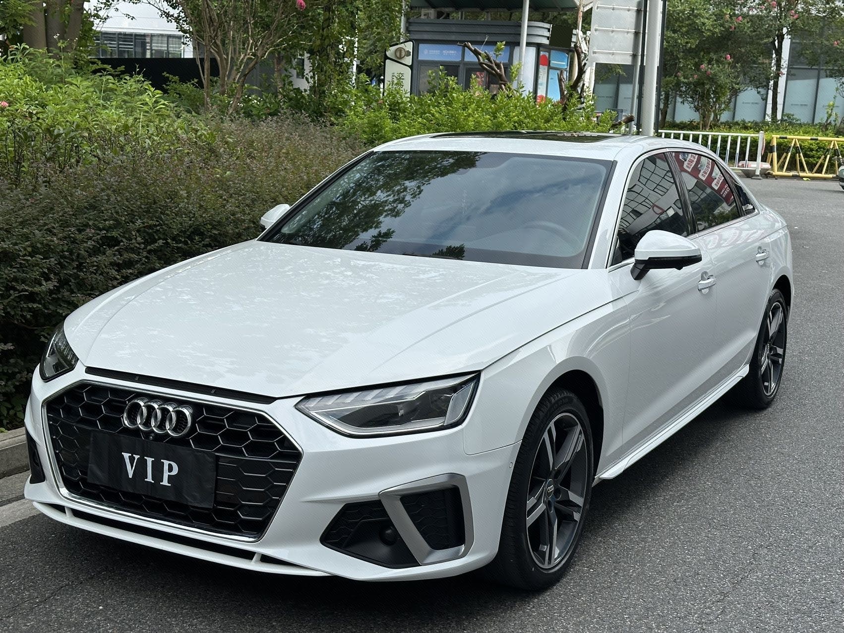 Audi A4L 2020 2.0TFSI 40TFSI Luxury Sport