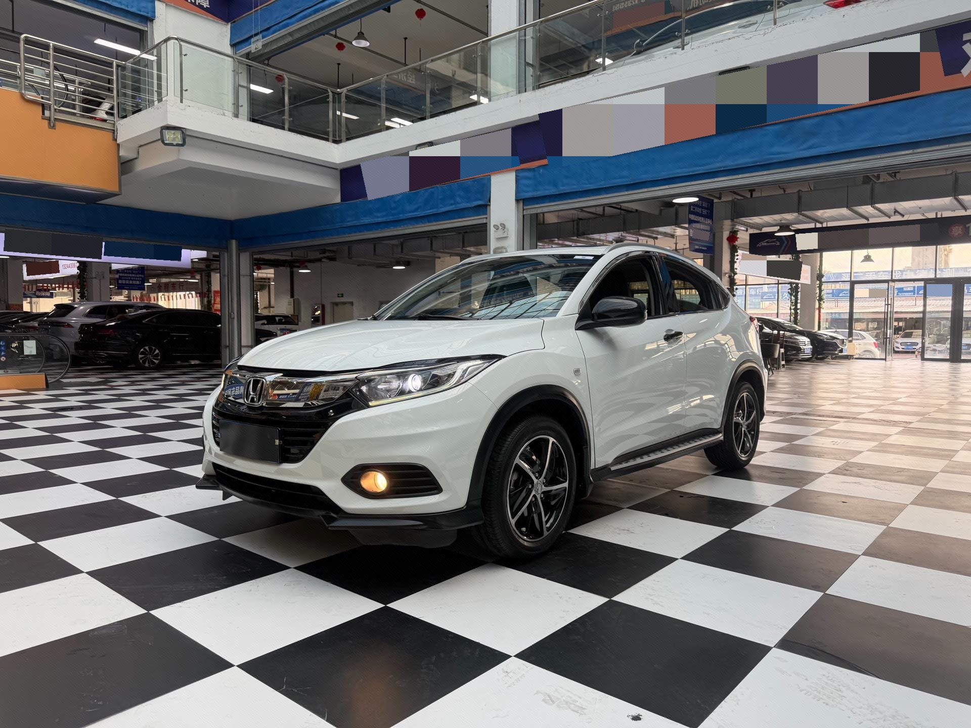 Honda Vezel 2020 Honda  1.5 CVT Pioneer Edition