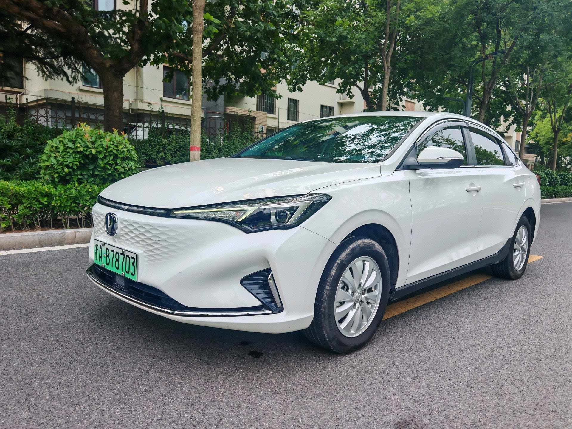 Changan Eado PHEV 2022 Eado EV EV460 ZhiHuan Online Ride-hailing Version LFP