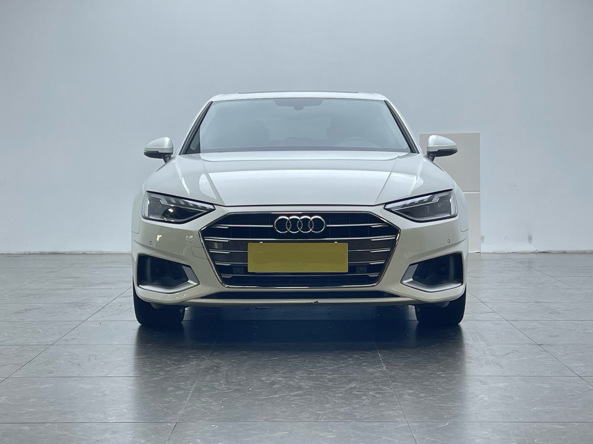 Audi A4L 2020  2.0TFSI 40TFSI Luxury Sport